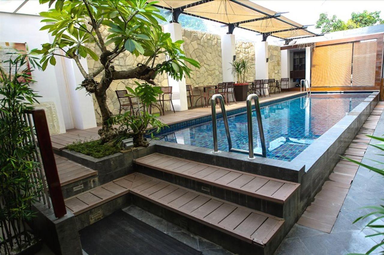 Favor Hotel Makassar City Center By Life Exteriér fotografie