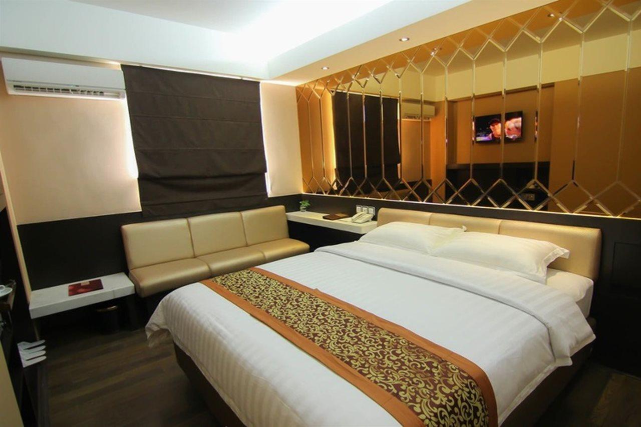 Favor Hotel Makassar City Center By Life Exteriér fotografie