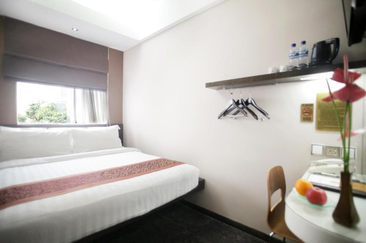 Favor Hotel Makassar City Center By Life Exteriér fotografie