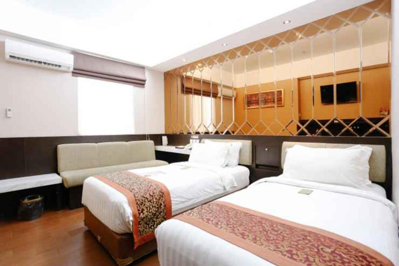 Favor Hotel Makassar City Center By Life Exteriér fotografie