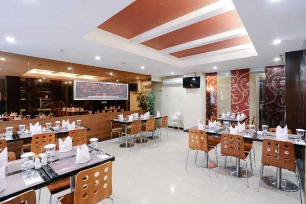 Favor Hotel Makassar City Center By Life Exteriér fotografie