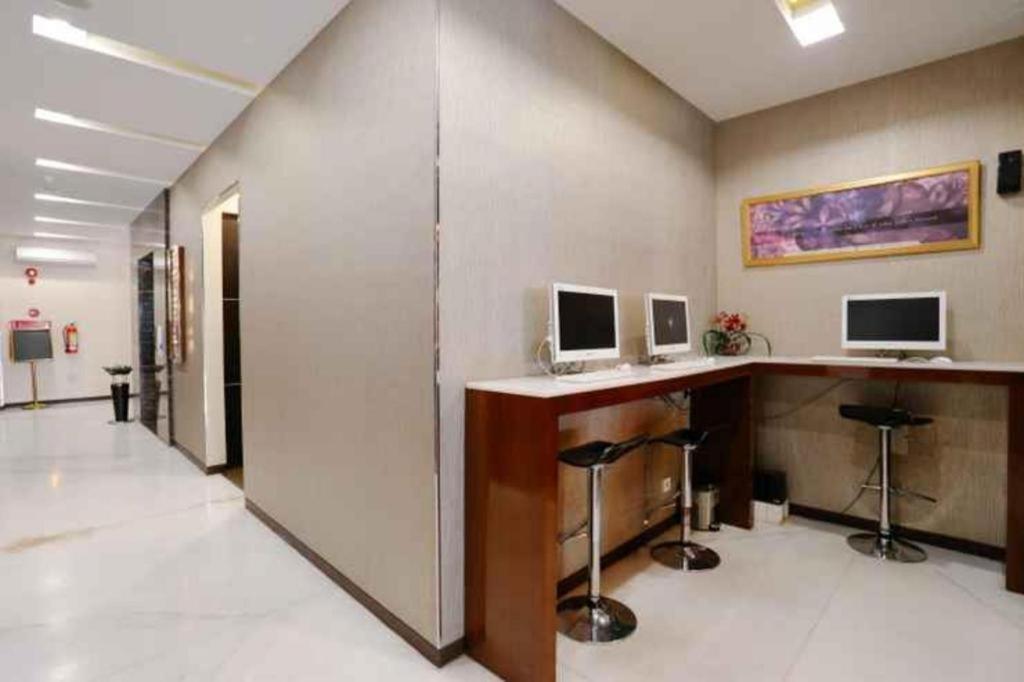 Favor Hotel Makassar City Center By Life Exteriér fotografie