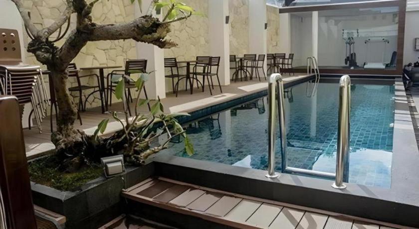 Favor Hotel Makassar City Center By Life Exteriér fotografie