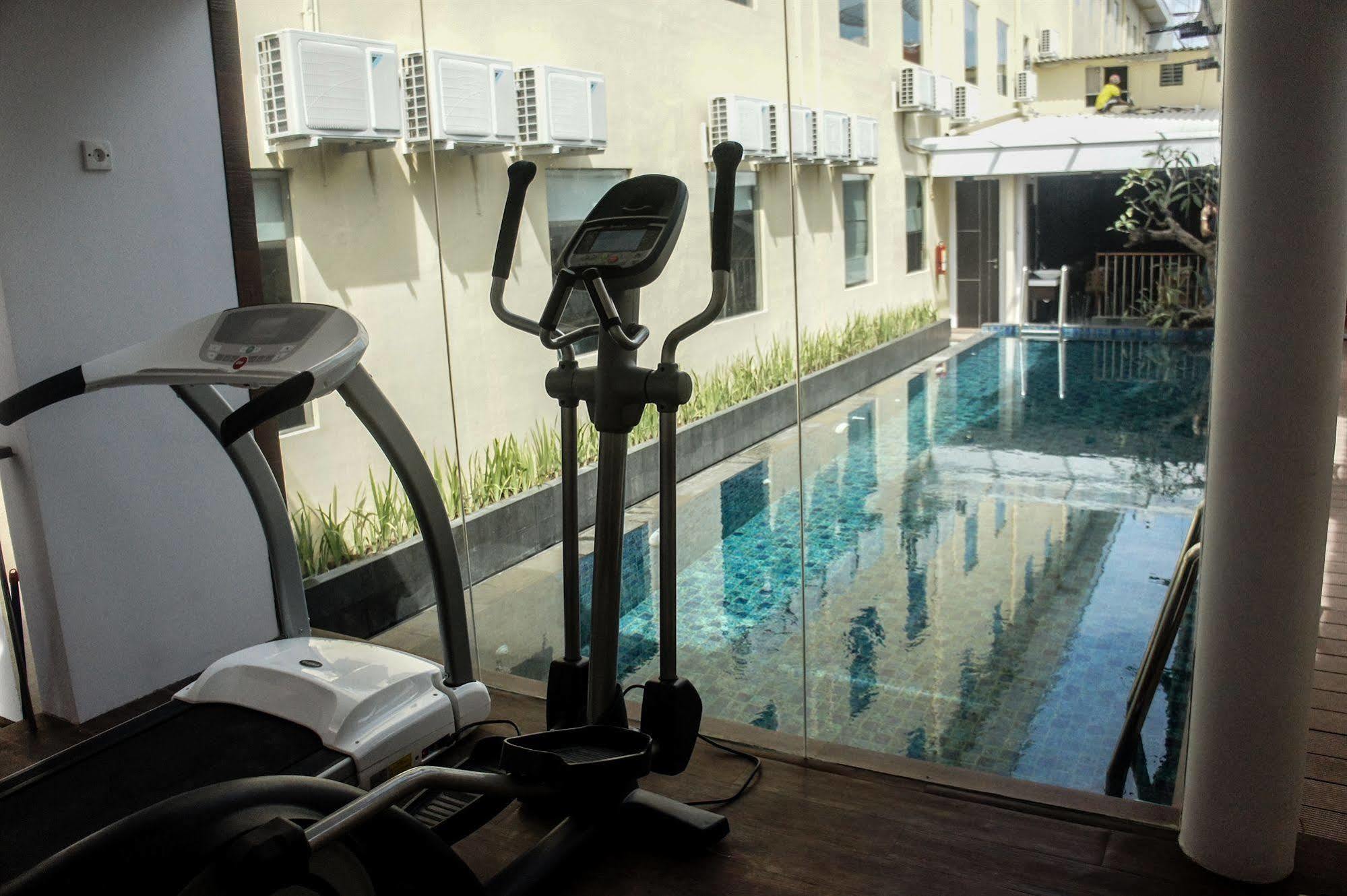 Favor Hotel Makassar City Center By Life Exteriér fotografie